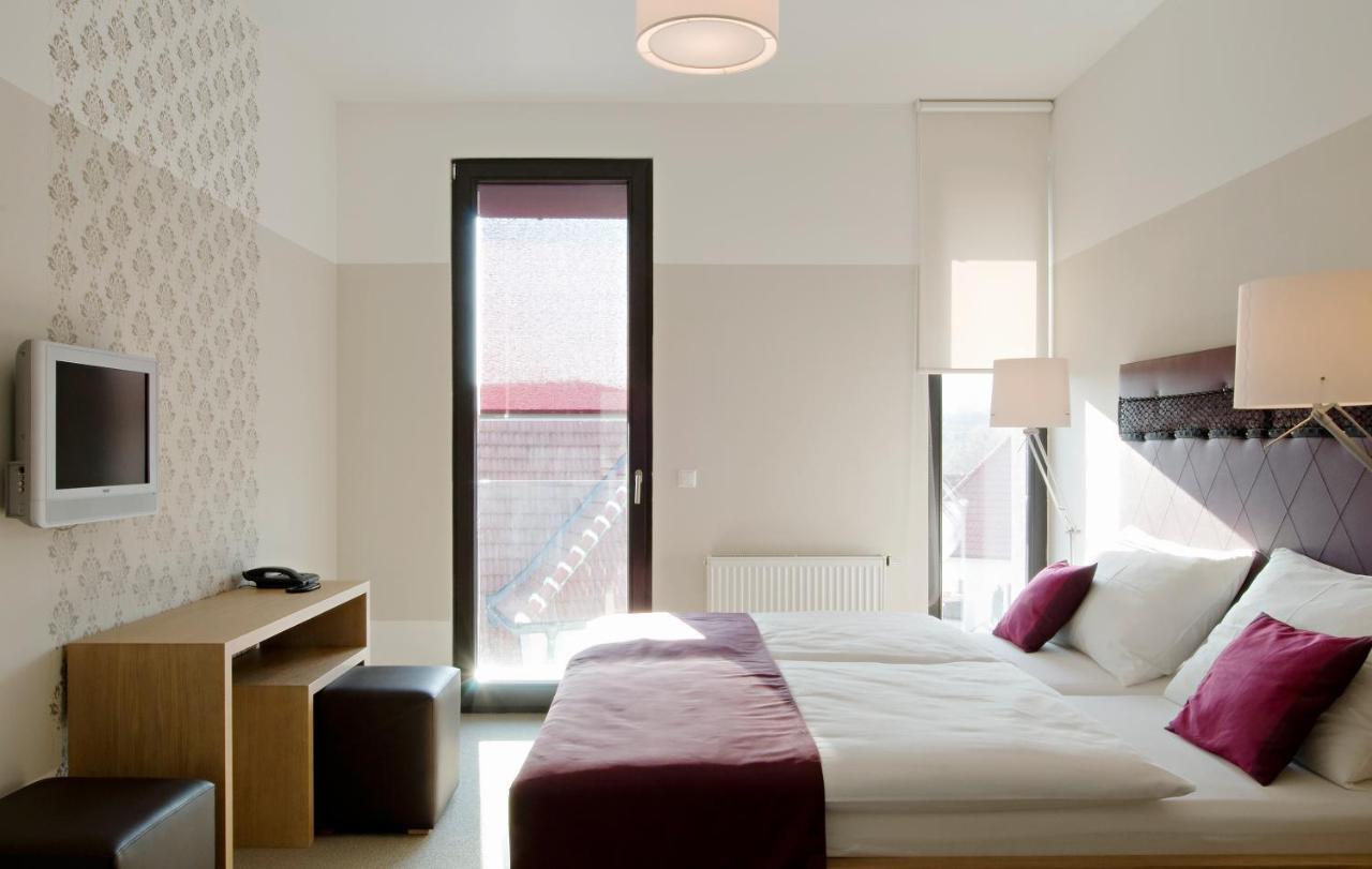 Hotel Zur Schonenburg Schonberg am Kamp Номер фото